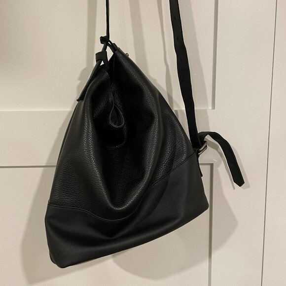 Leather tote/crossbody/shoulder/bucket bag - Picture 5 of 9
